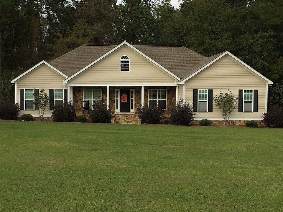 1st image of 155 Country Woods Ct