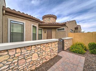 1816 N Red Clf, Mesa, AZ 85207