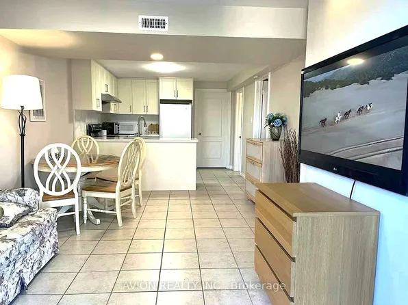 32 Manorheights St, Richmond Hill, ON L4S 2H2