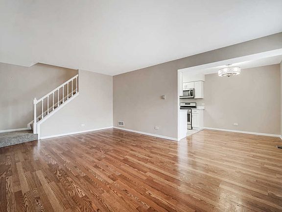 2nd image of 15 Tanwood Ln