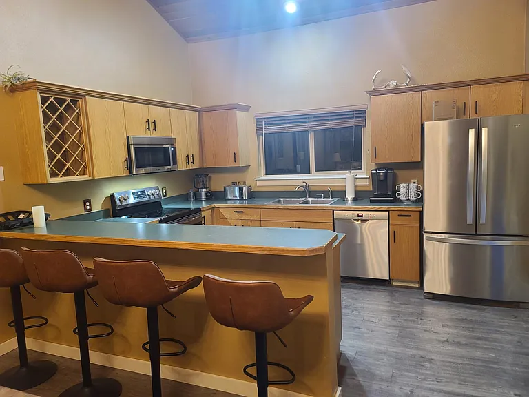 353 Firelight Dr — Photo 5