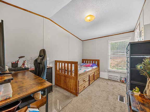 5th image of 129 Ebony Way