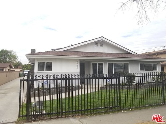 3rd image of 3925 W 111th St