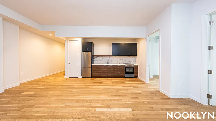 Rented by Nooklyn NYC LLC | media 41