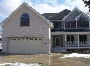 445 N Elizabeth St, Lombard, IL