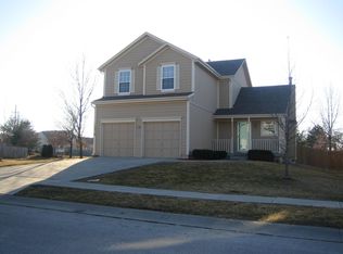 15316 S Bradley Dr, Olathe, KS 66062