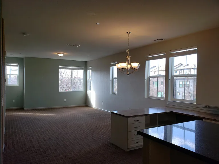 2144 Morrow St — Photo 10