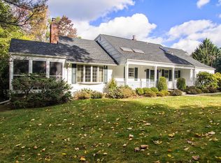 423 Fox Chase Rd, Chester, NJ 07930