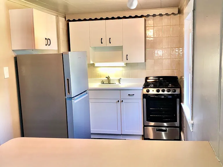 4001 Center Ave #2 — Photo 4