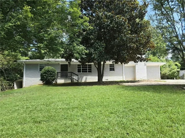 1576 S Gordon Rd, Austell, GA 30168