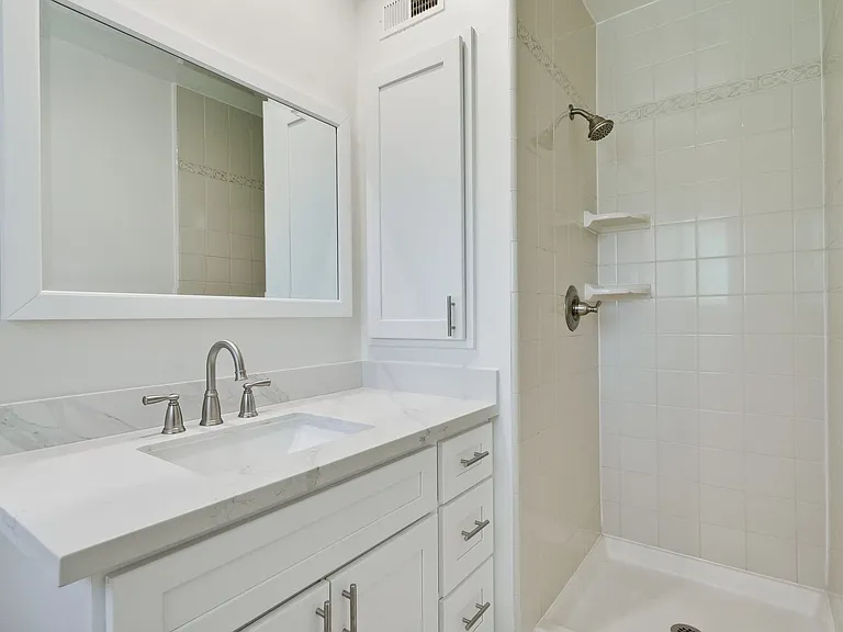 1084 Bluebird Ave — Photo 18
