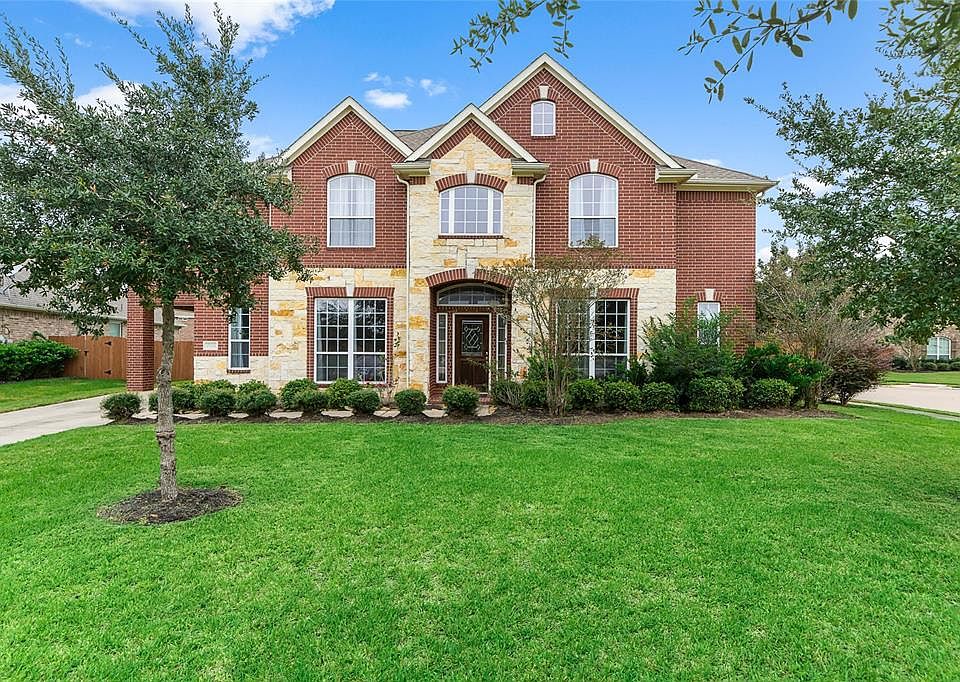 1st image of 17102 Winter Hedge Ct