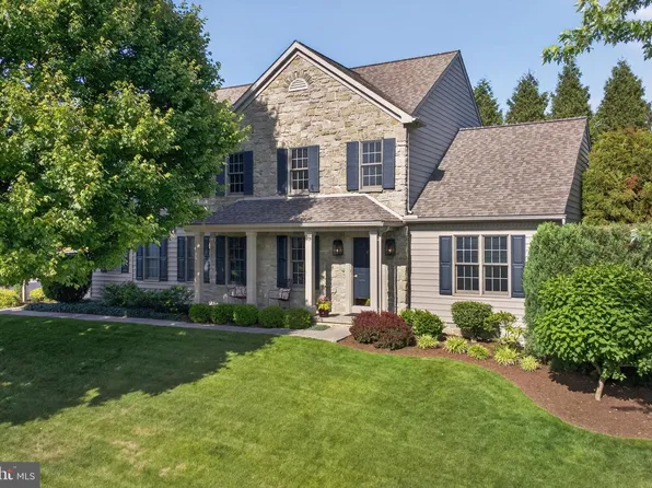 1832 Fritz Ln, Lancaster, PA 17602