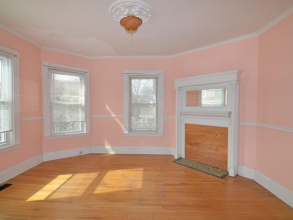 4th image of 25 Winthrop Ave #1