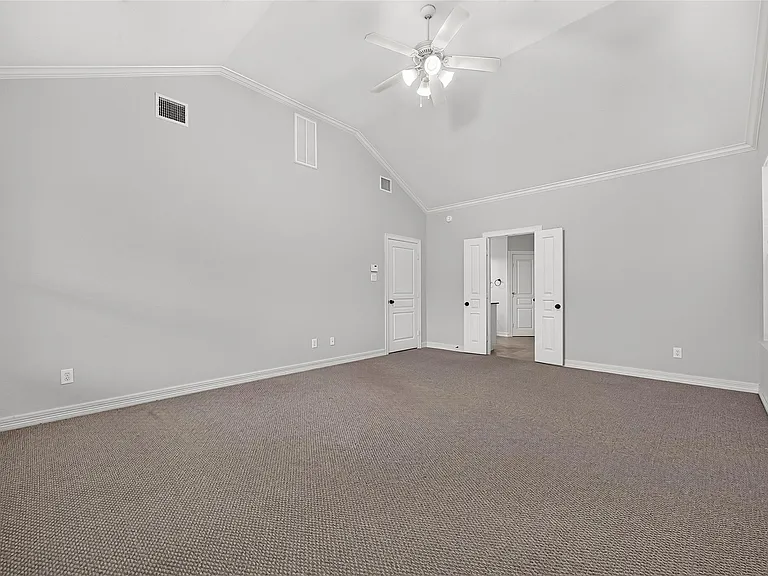 8602 Two Sisters Ct — Photo 34