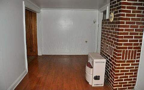 2nd image of 507 Crawfordville Rd