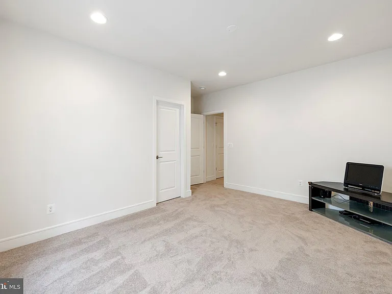 23747 Alton Ridge Pl — Photo 36