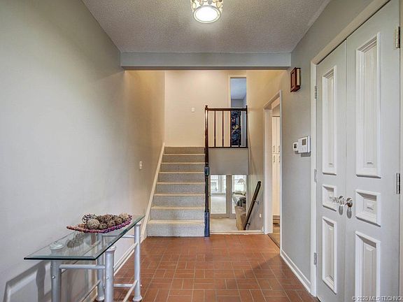 3rd image of 6128 S Kingston Ave