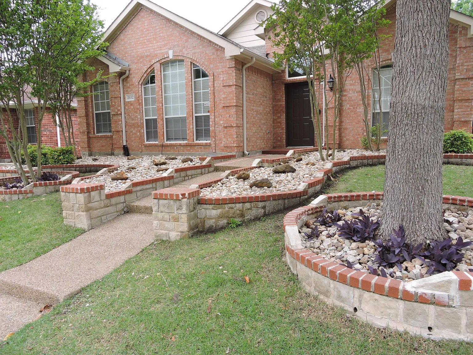 2032 Knights Ct — Photo 2