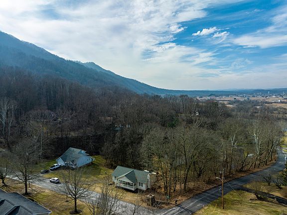 5th image of 1000 Cox Trail Pl