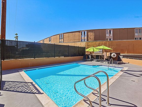 4th image of 6621 Montezuma Rd APT 409
