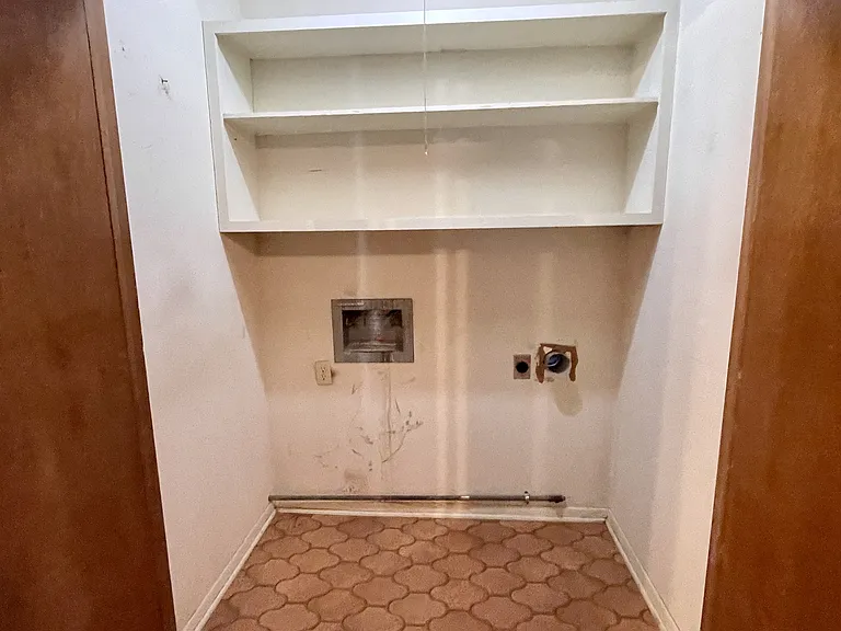 905 Cottonwood St — Photo 11
