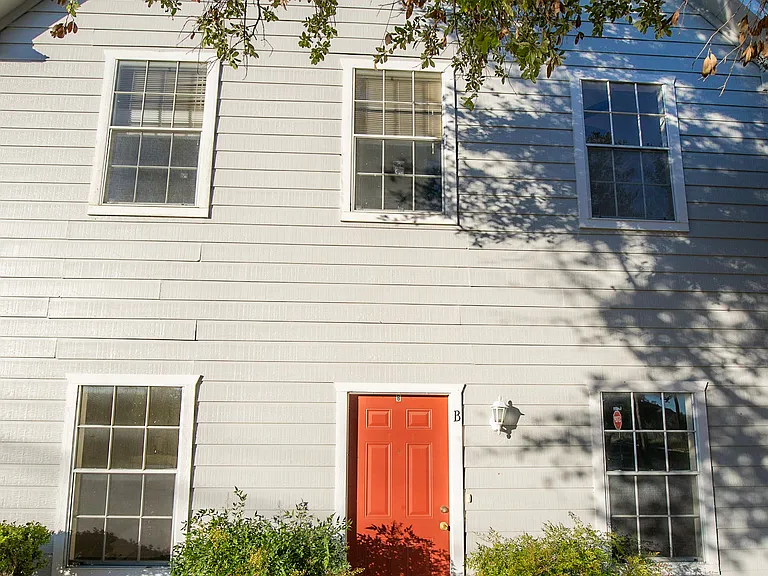 3001 Whisper Oaks Ln #A — Photo 2