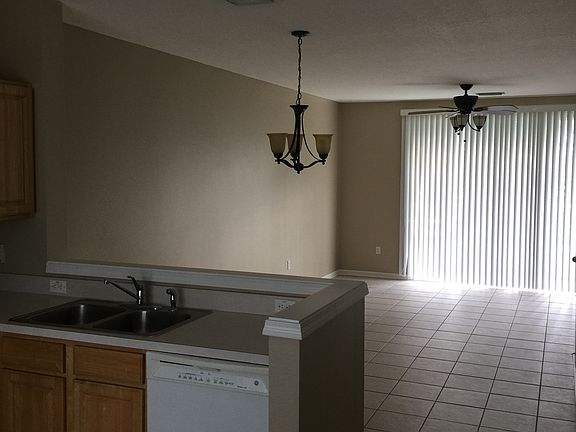3rd image of 4531 Kennewick Pl