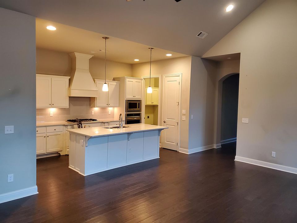 1st image of 1313 E Cicero Ln