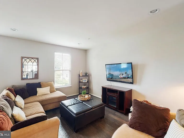 213 Quarry Point Rd — Photo 17