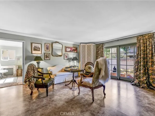 11138 Aqua Vista St APT 32, North Hollywood, CA 91602