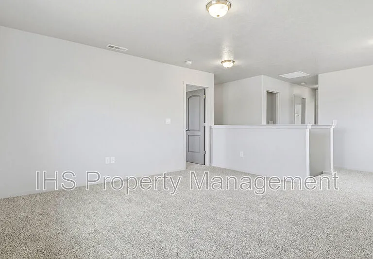 5814 Sidon Ln — Photo 14