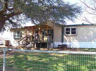 293 Wootan Ln, Llano, TX 78643