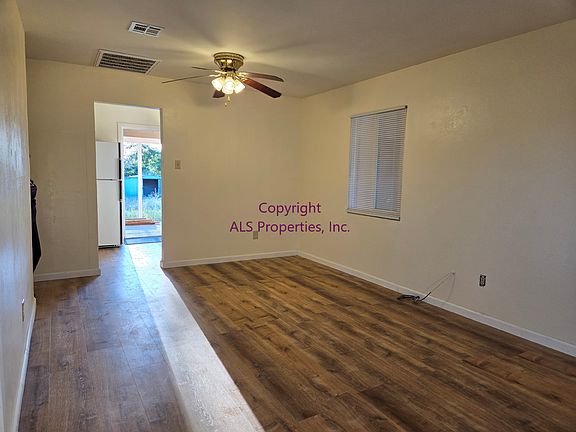 3rd image of 1720 Baldwin Dr