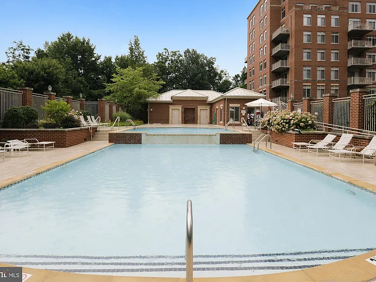 4480 Market Commons Dr #305 — Photo 23