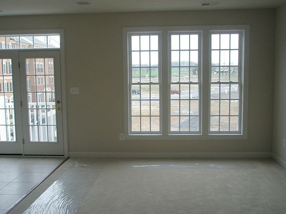 5th image of 3661 Spring Hollow Ln #3661