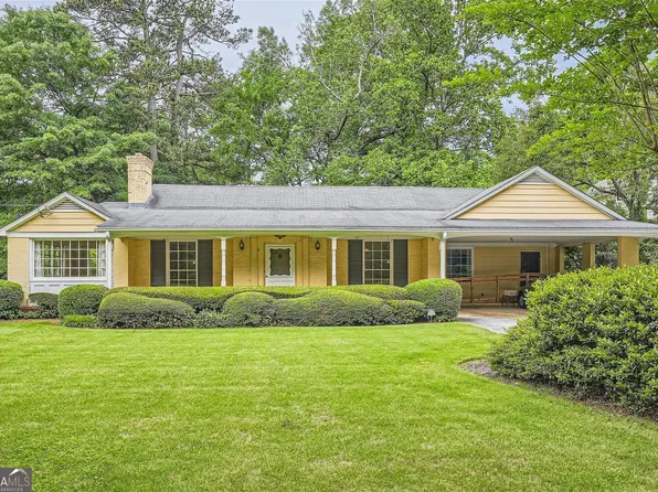 4254 Peachtree Dunwoody Rd NE, Atlanta, GA 30342