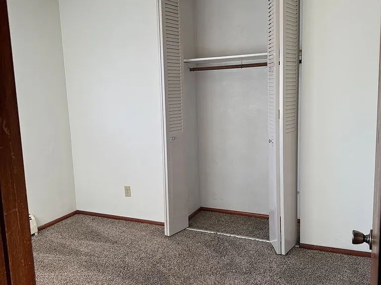 College Park Apartments — Photo 63