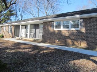 302 Kimbrough Rd, Clarksville, TN 37043