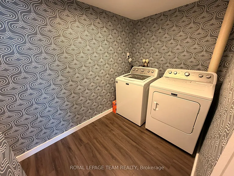 515 Saint Laurent Blvd #318 — Photo 31