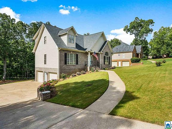 3rd image of 3172 Cahaba Park Dr