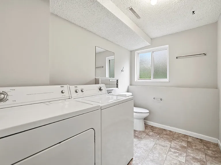 4935 Montebello Dr — Photo 20
