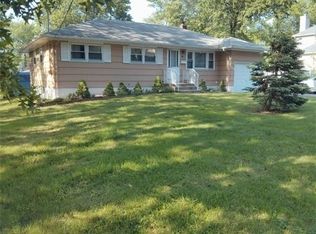 212 W Sherman Ave, Edison, NJ