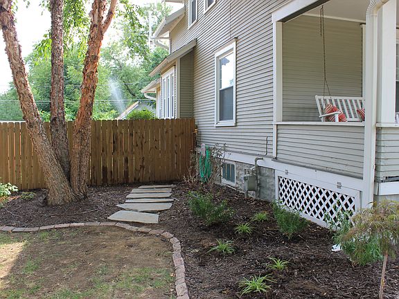 Front/side yard