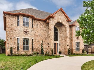 2604 Flameleaf Dr, Grapevine, TX 76051