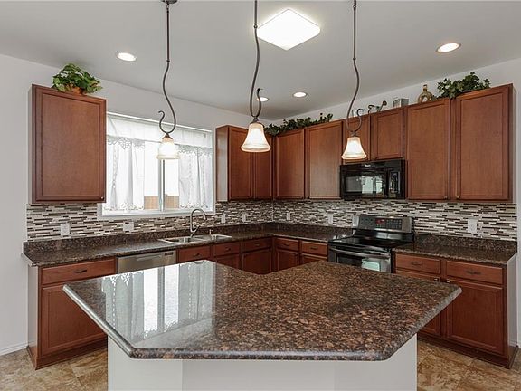 5th image of 1642 Kawati Way