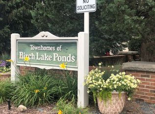 1212 Pond View Ln, White Bear Township, MN 55110