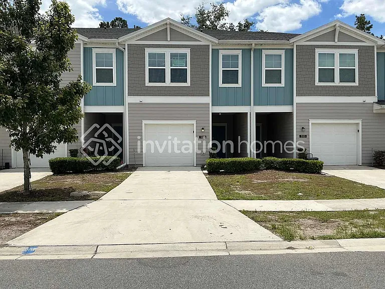 551 Cherry Ridge Dr — Photo 1