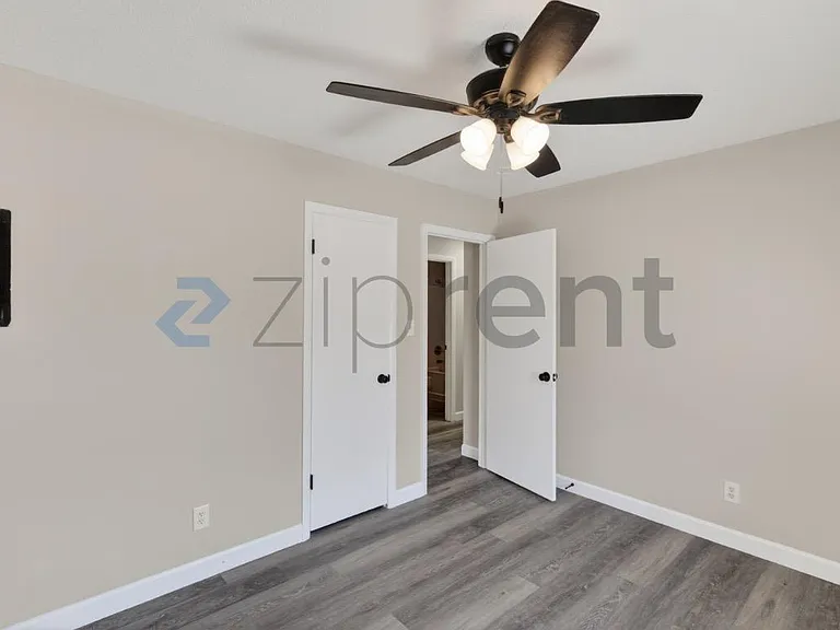 318 Nugget Ct — Photo 15