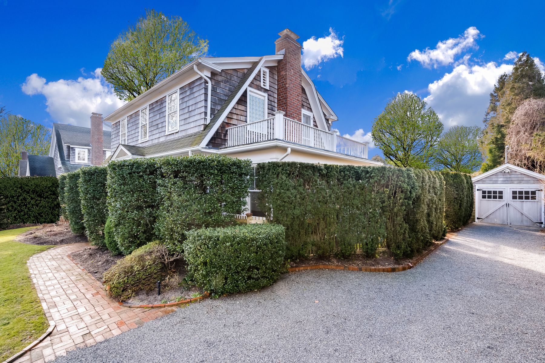 25 Mill Hill Ln, East Hampton, NY 11937 Out East